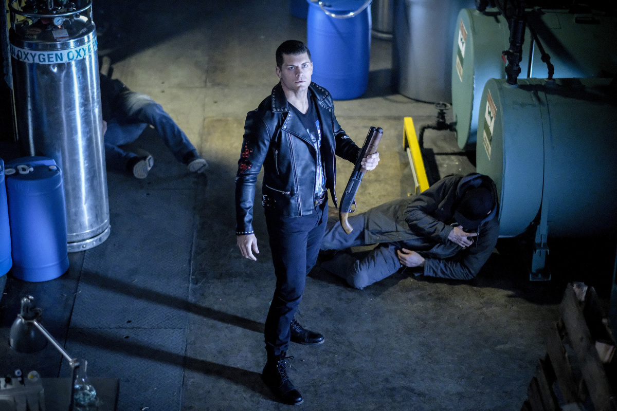 ARROW Cody Rhodes Returns In New Photos From Season 5, Episode 21