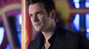 Video Interview: Colin Donnell Talks About Tommy Merlyn’s Relationships & Flashbacks!