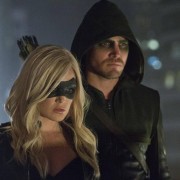 Stephen Amell Posts The First Images Of Green Arrow & Black Canary