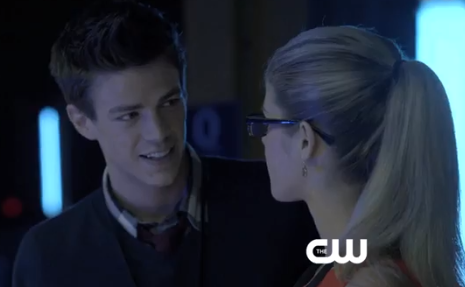 Arrow: Another Preview Clip For “The Scientist” – Featuring Felicity Smoak & Barry Allen!