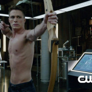 Arrow “The Promise” Preview Clip Screencaps – Roy Loses His Shirt!