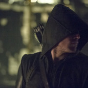 New Arrow Spoilers: Description For “The Man Under The Hood”