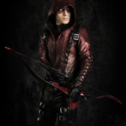 SDCC Video: Colton Haynes On The Arsenal Costume, Thea & More