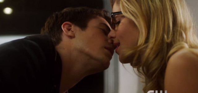 Oliver Will Find Out That Felicity Kissed Barry, Plus: More Vixen Talk