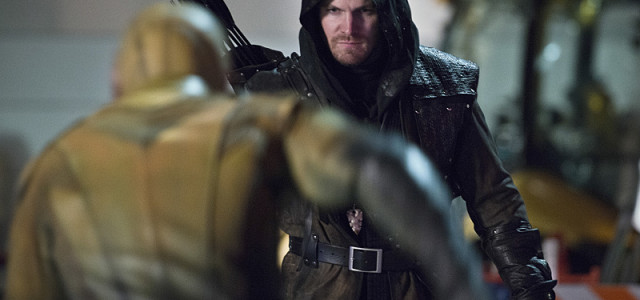 Photos: Oliver Queen Visits The Flash In “Rogue Air”