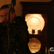 Arrow: Screencaps From The Season 3 Finale Promo – With The Flash!