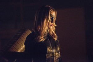 Arrow -- "Green Arrow" -- Image AR401B_0057b -- Pictured: Katie Cassidy as Black Canary -- Photo: Dean Buscher /The CW -- ÃÂ© 2015 The CW Network, LLC. All Rights Reserved.