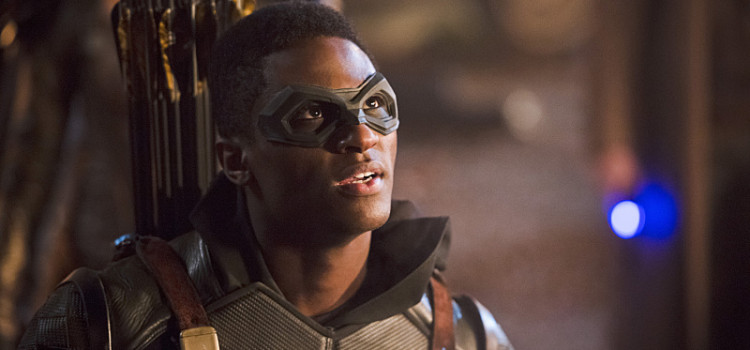 Connor Hawke & Stephen Amell in New Legens of Tomorrow Photos!