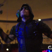Arrow: Screencaps From The “Code of Silence” Promo Trailer