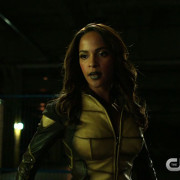 Arrow “Taken” Promo Screencaps — With The Vixen!
