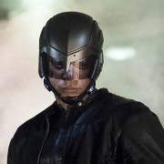 Arrow “So It Begins” Official Preview Images