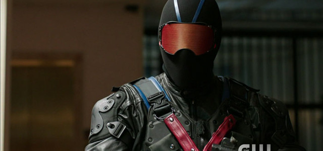 Arrow “Vigilante” Promo Screencaps – With A Good Look At The Vigilante