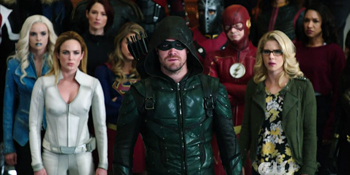 Screen Captures From The Dc Tv Crossover Crisis On Earth X Trailer Greenarrowtv