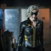 Arrow Producers Discuss The Choice Of Keeping Earth-2 Laurel