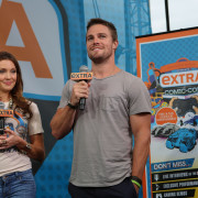 Images: Arrow Cast & Producers At The EXTRA Stage