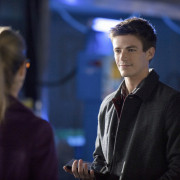 Arrow “The Scientist” Promo Trailer: The Flash Comes To Starling City!