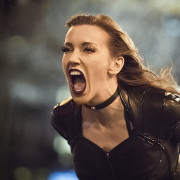 Katie Cassidy Is Returning As A SERIES REGULAR For Arrow Season 6